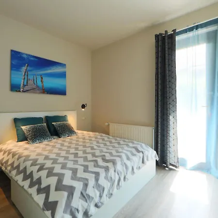 Balaton 370 Apartment *