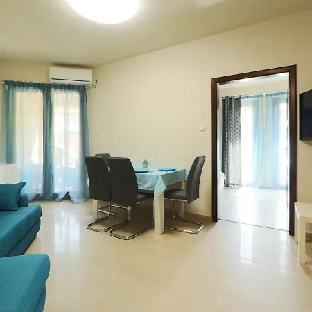 Balaton 370 Apartment